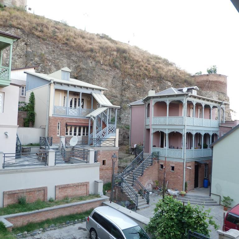 Anano Apartment On Botanikuri Tbilisi Room photo